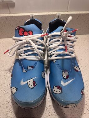 Nike Air Presto x Hello Kitty Sanrio University Blue Sneakers Men’s Size 10 DV37